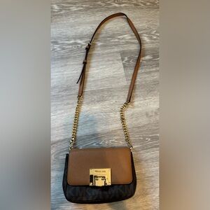 Michael Michael Kors Tina Small Clutch Crossbody Bag Brown/acorn